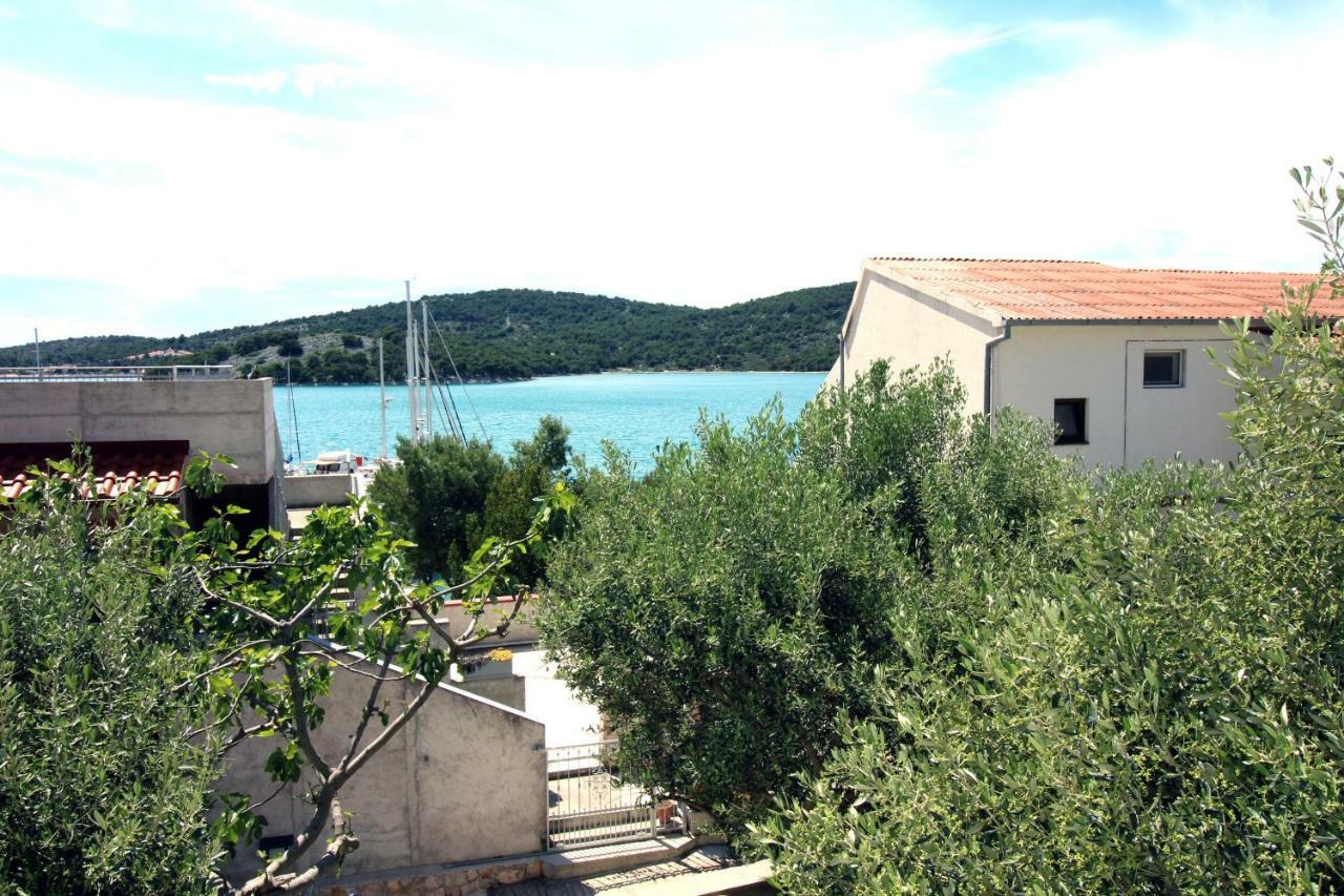 Guesthouse Mila Tisno Exteriér fotografie